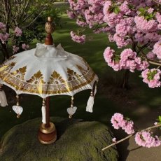 HTE01W Decorative Parasol with Wooden Base – 70 cm Height, Ø40 cm