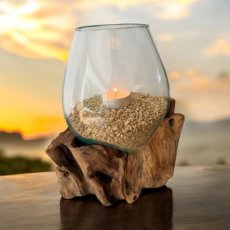 625 Handgeblazen Glas op Teak Root Hout