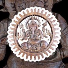 653 Houten Ganesha muurhanger