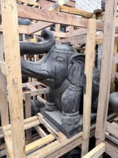 AN59 Seated elephant 97 cm