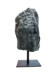 E231 Apatiet op metalen voet – 17 cm
