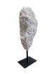 E819 Howliet op metalen voet – 23.5 cm