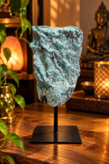 E873 Amazonite on metal stand – 20.5 cm