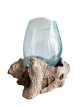 HAK01 Handgeblazen Glasbol op Teak Root Wood ⌀ 15cm