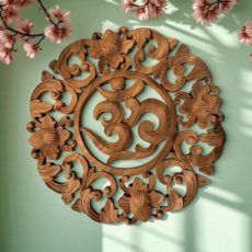 HRA23 Ohm muurhanger met bloemen 30 cm