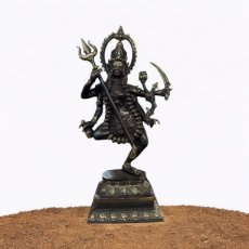 KR177 staande, dansende Durga