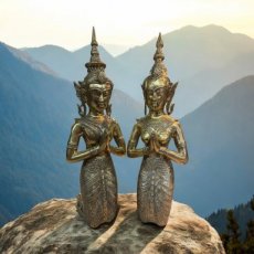 KR193 Seated Thai Temple Guardians