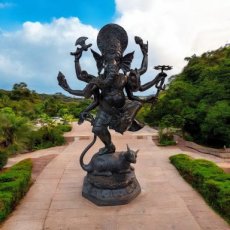 KR204 Dansende Achtarmige Ganesha op Rat
