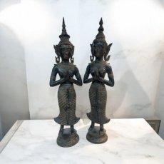 KR205 Dansende Achtarmige Ganesha op Rat
