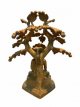 KR220 Boeddha zittend in meditatie onder de Bodhiboom