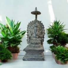 KR242 Shrine gewijd aan Lord Ganesha