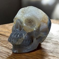 KR283 Kristallen Schedel - Agaat geode - 11.5 x 10.5 x 15 cm