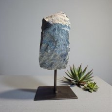 KR63 Kambaba Jaspis op voet 22cm