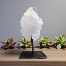 KR65 Clear Quartz on base