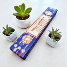 WI0100 Satya Nag Champa Wierook – Exotisch & Spiritueel